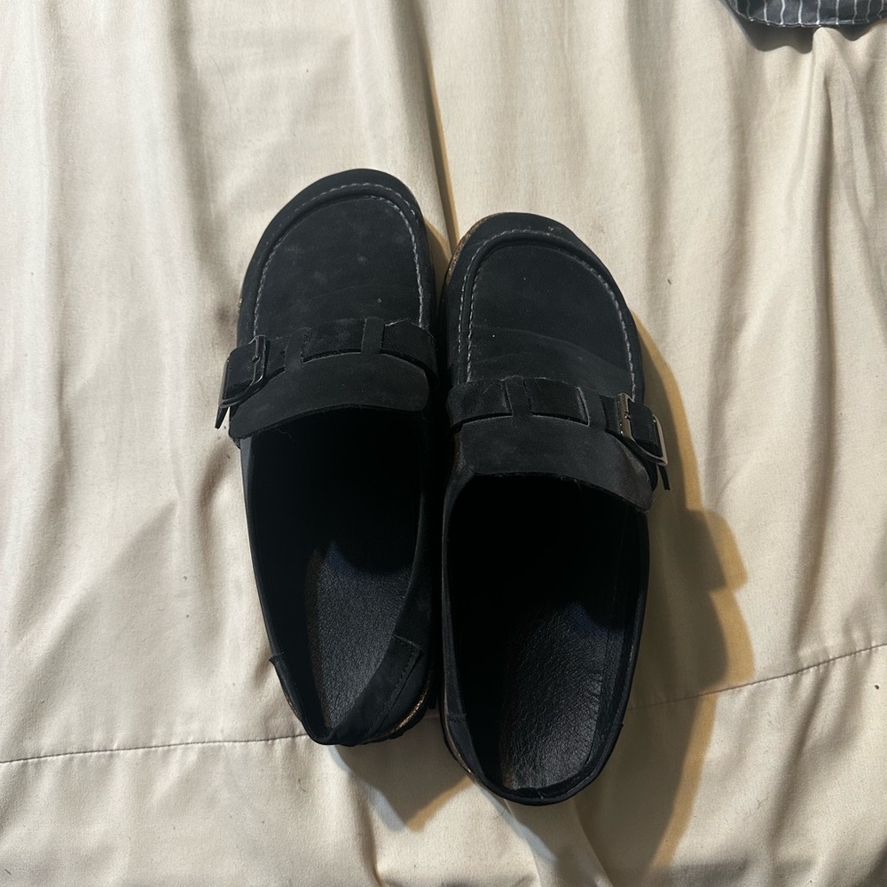Black clogs size 9. Unknown brand